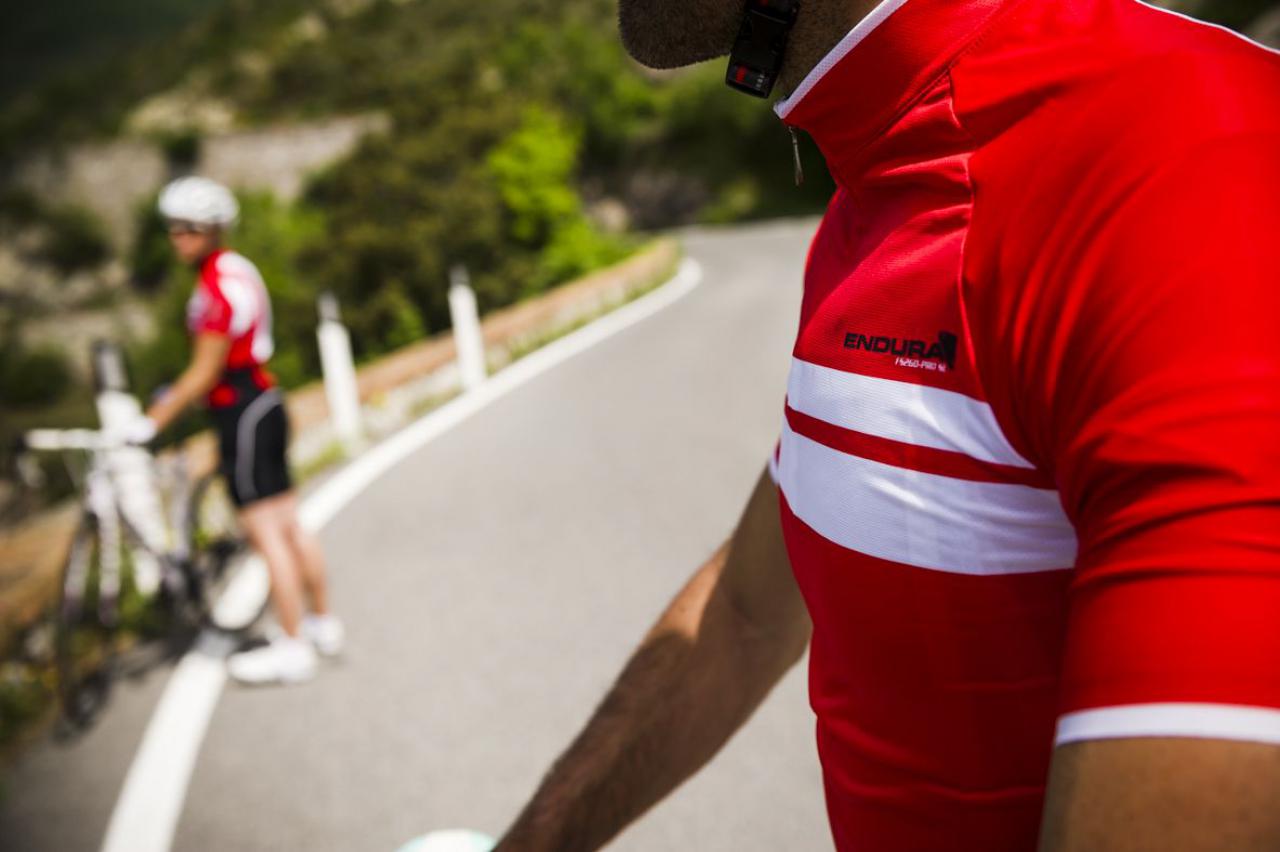 Endura road jersey sale